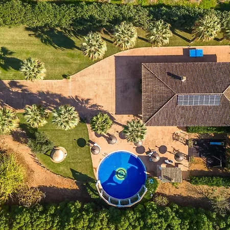Schoenes Mit Pool Fuer 6 Personen