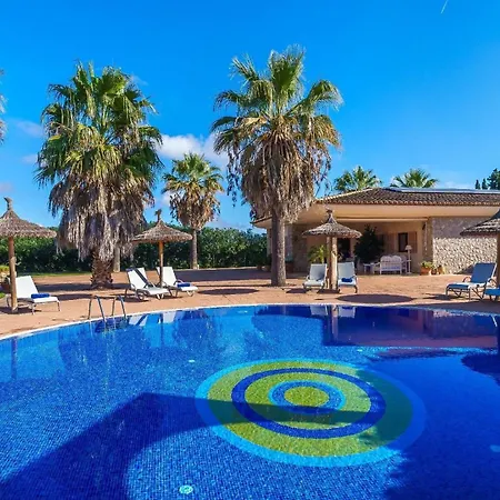 Schoenes Mit Pool Fuer 6 Personen *